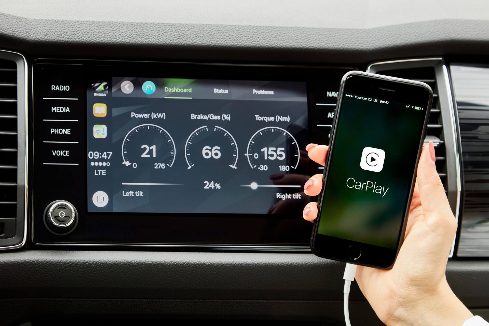 Smartphone Integration (Apple CarPlay, Android Auto) -Skoda Dealer Perth